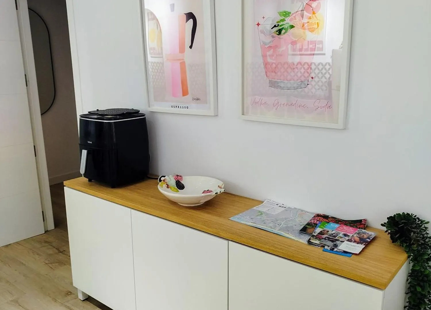Impressive Apartment With 3 Bedrooms Metres From The Beach エステポナ スペイン